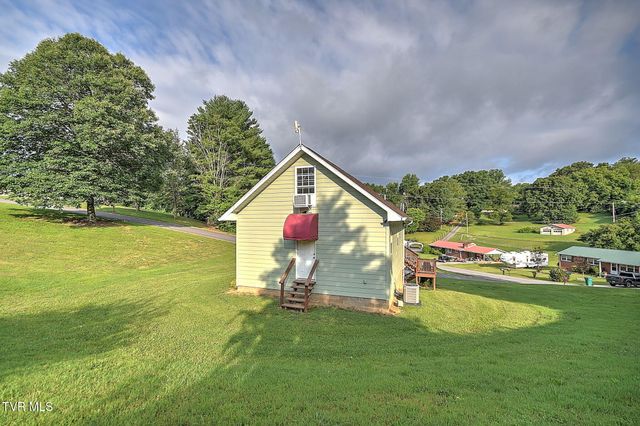 105 Grandview Circle, Elizabethton, TN 37643