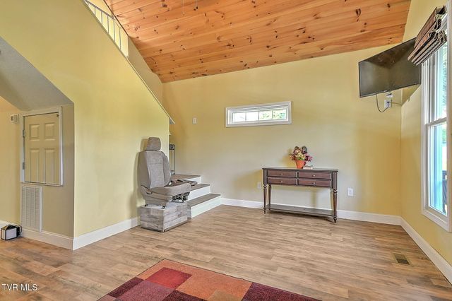 105 Grandview Circle, Elizabethton, TN 37643