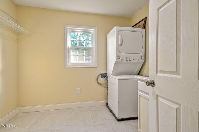 105 Grandview Circle, Elizabethton, TN 37643
