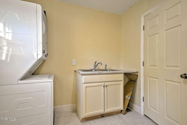 105 Grandview Circle, Elizabethton, TN 37643