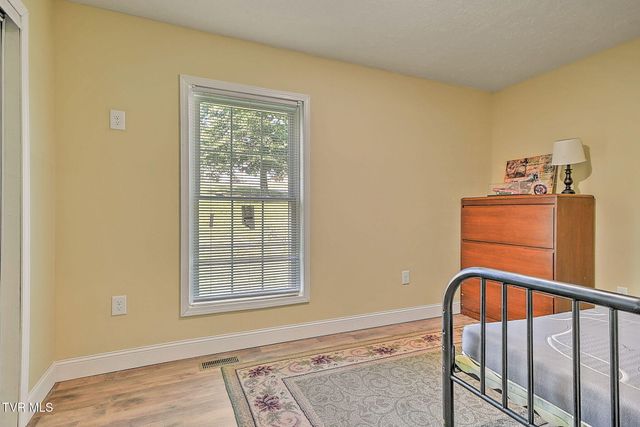 105 Grandview Circle, Elizabethton, TN 37643