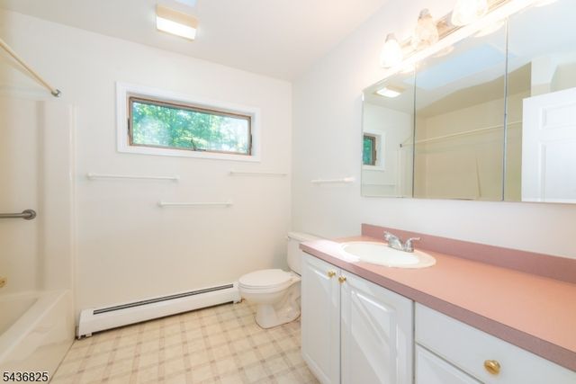12 Sharrer Road, Lebanon Twp., NJ 08826