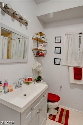 756 S 10Th St, Newark City, NJ 07108