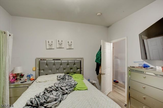 756 S 10Th St, Newark City, NJ 07108