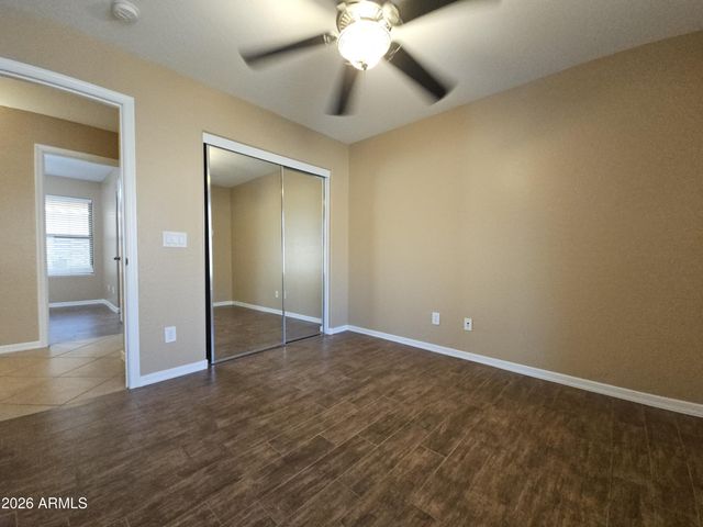 998 W Desert Sky Drive, San Tan Valley, AZ 85143