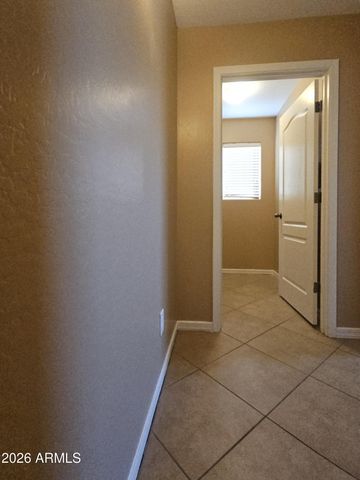 998 W Desert Sky Drive, San Tan Valley, AZ 85143