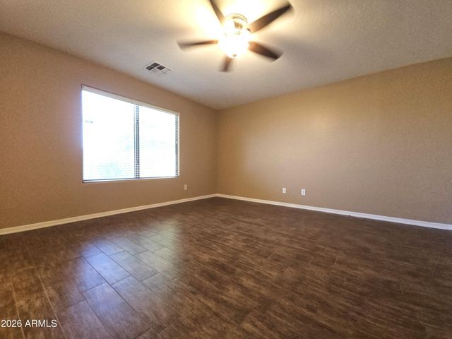 998 W Desert Sky Drive, San Tan Valley, AZ 85143