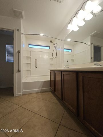 998 W Desert Sky Drive, San Tan Valley, AZ 85143