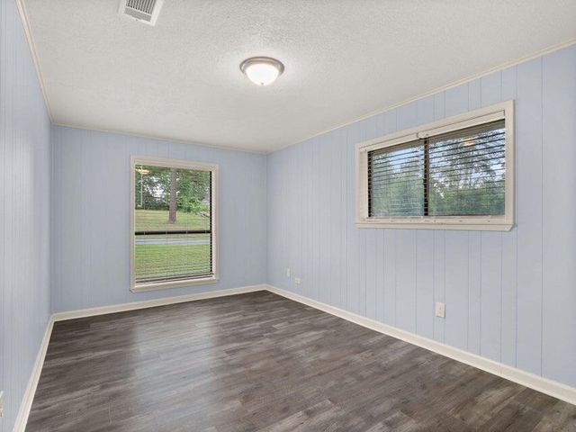 281 Ball Park Rd, Anacoco, LA 71403