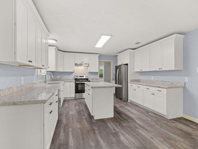 281 Ball Park Rd, Anacoco, LA 71403