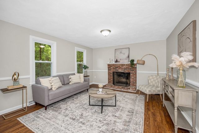 250 Groton Rd, Westford, MA 01886
