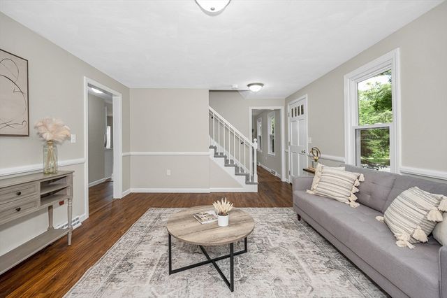 250 Groton Rd, Westford, MA 01886