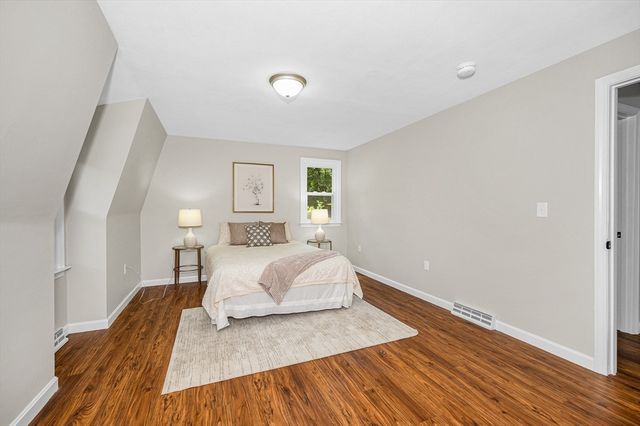 250 Groton Rd, Westford, MA 01886