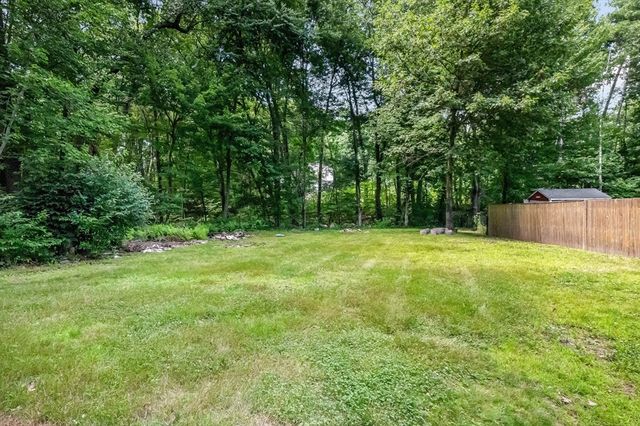 250 Groton Rd, Westford, MA 01886