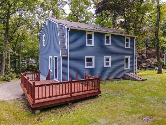 250 Groton Rd, Westford, MA 01886