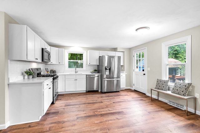 250 Groton Rd, Westford, MA 01886
