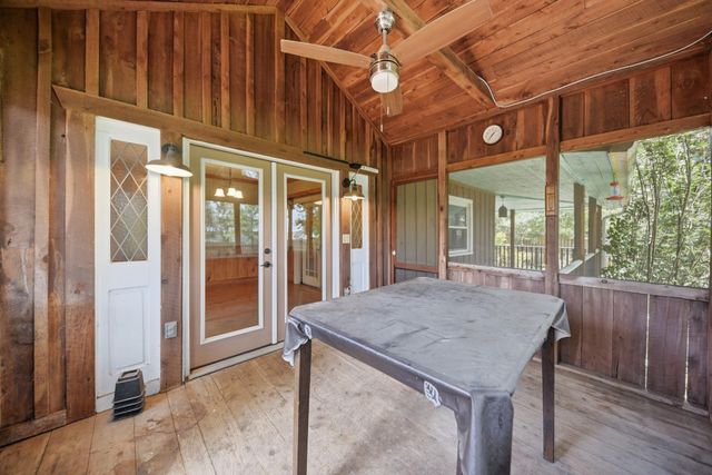 333 Walnut Street, New Ulm, TX 78950