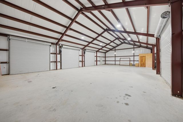 333 Walnut Street, New Ulm, TX 78950