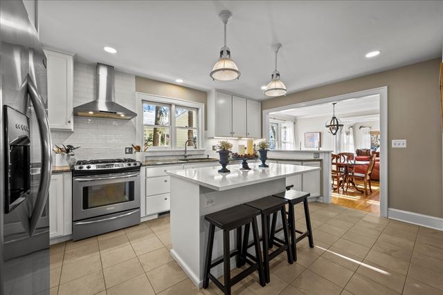 177 Washington Road, Lake Forest, IL 60045