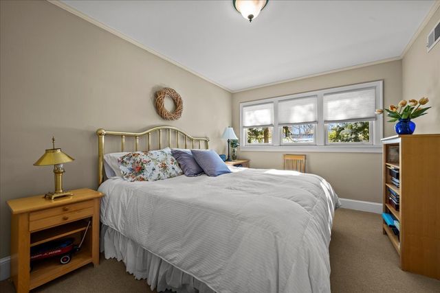 177 Washington Road, Lake Forest, IL 60045