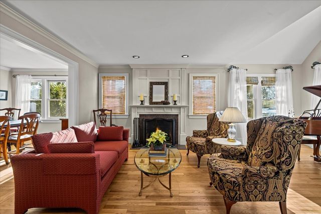 177 Washington Road, Lake Forest, IL 60045