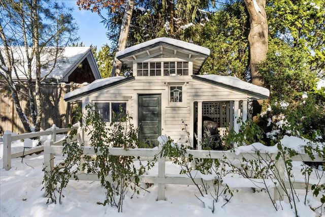 177 Washington Road, Lake Forest, IL 60045