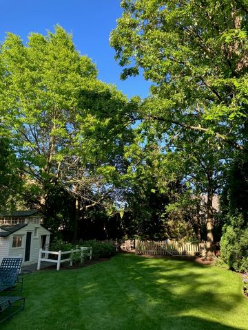 177 Washington Road, Lake Forest, IL 60045