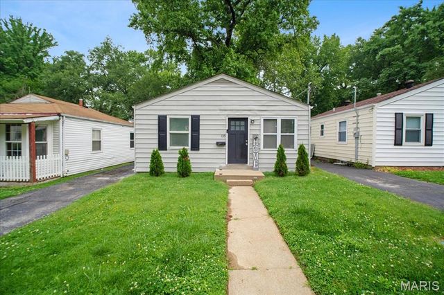 135 Anabel Avenue, St Louis, MO 63135