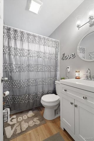 135 Anabel Avenue, St Louis, MO 63135