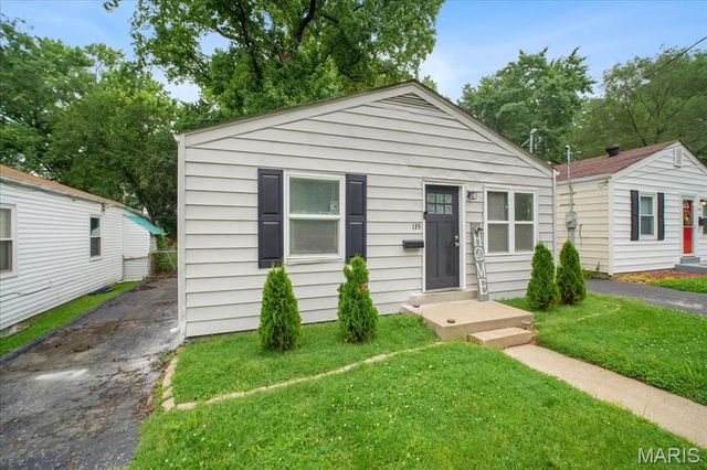 135 Anabel Avenue, St Louis, MO 63135