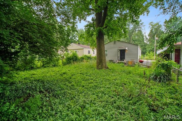 135 Anabel Avenue, St Louis, MO 63135