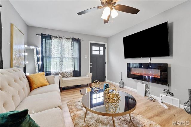 135 Anabel Avenue, St Louis, MO 63135