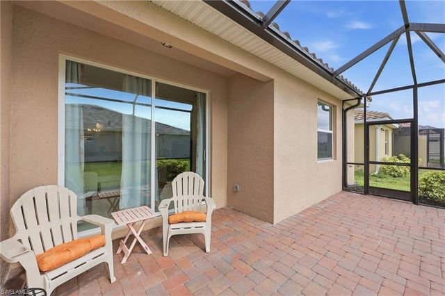 2584 Vine AVE, Naples, FL 34120