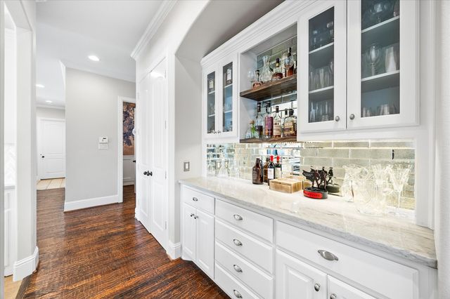 1 Kensington Drive, Heath, TX 75032