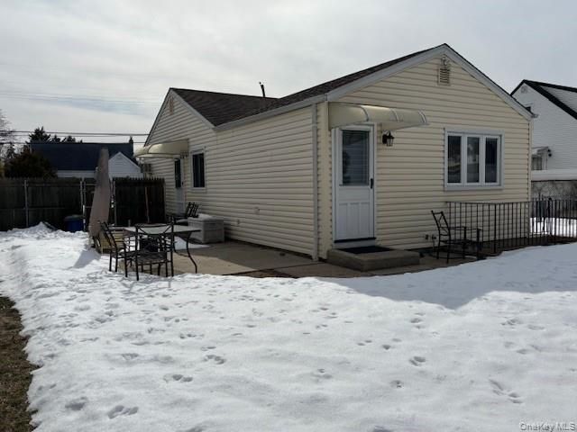 47 Sherbrooke Road, Lindenhurst, NY 11757