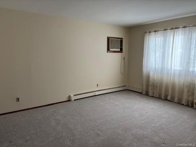 47 Sherbrooke Road, Lindenhurst, NY 11757