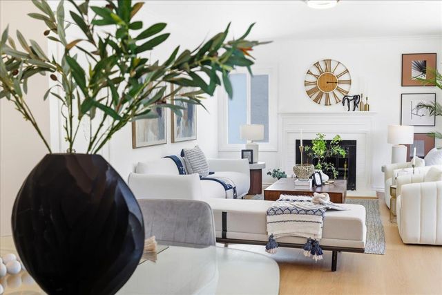 2641 San Carlos Avenue, San Carlos, CA 94070