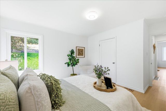 2641 San Carlos Avenue, San Carlos, CA 94070