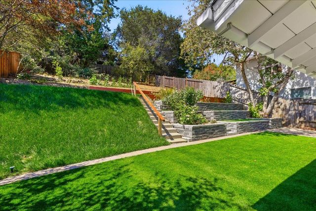 2641 San Carlos Avenue, San Carlos, CA 94070