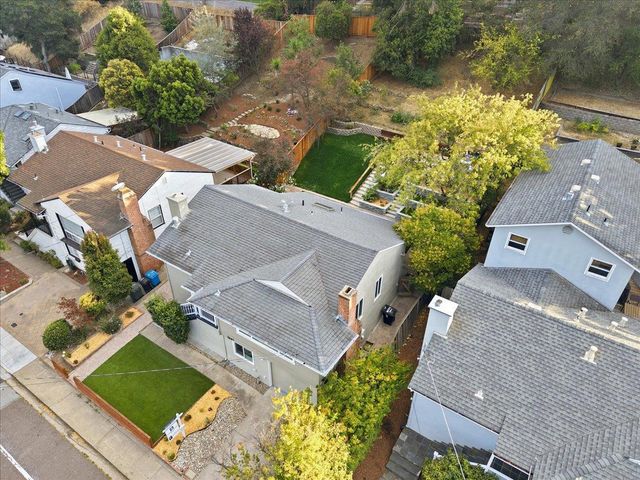 2641 San Carlos Avenue, San Carlos, CA 94070