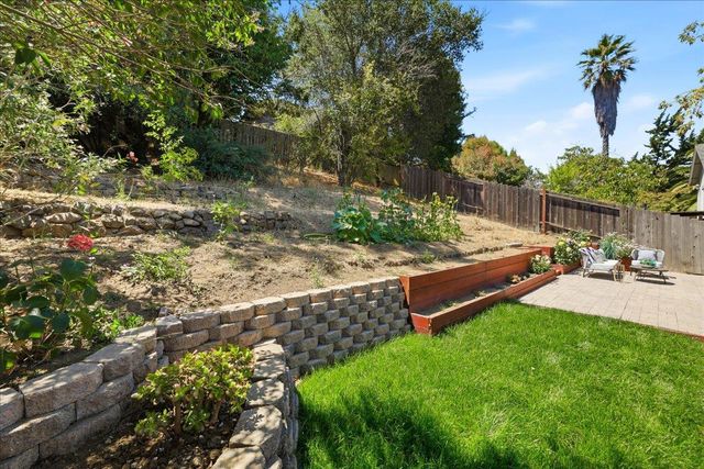 2641 San Carlos Avenue, San Carlos, CA 94070