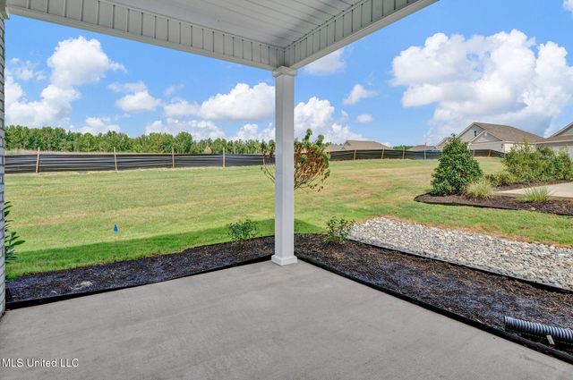 60 Spirit Dance Drive, Byhalia, MS 38611