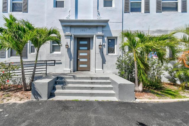 1401 Division Avenue 101, West Palm Beach, FL 33401