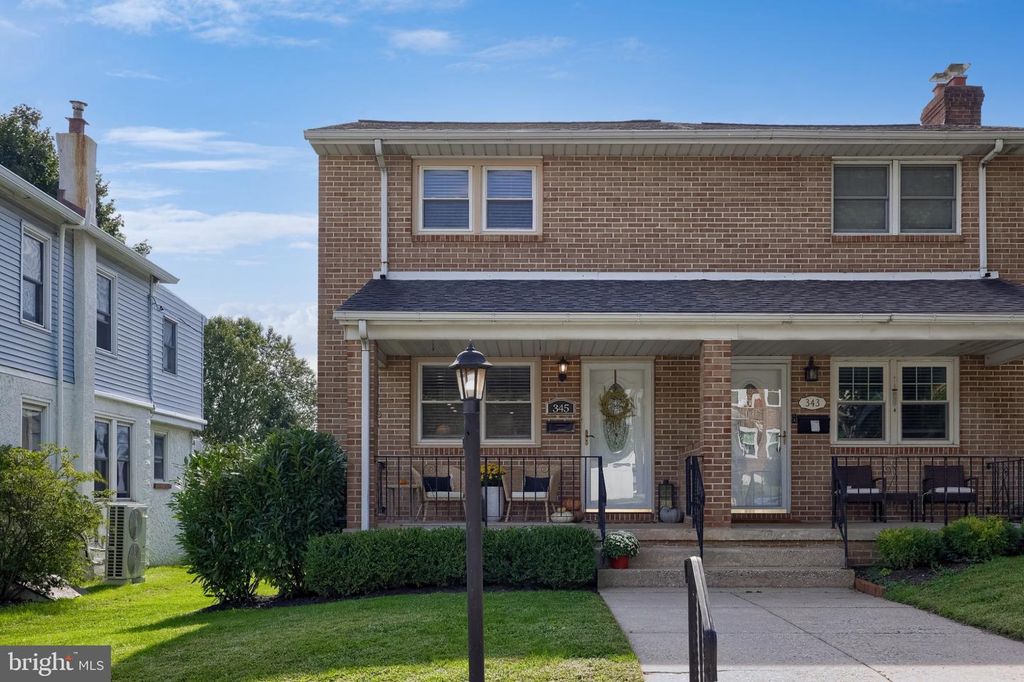345 E 11TH AVE, CONSHOHOCKEN, PA 19428 — photo 2