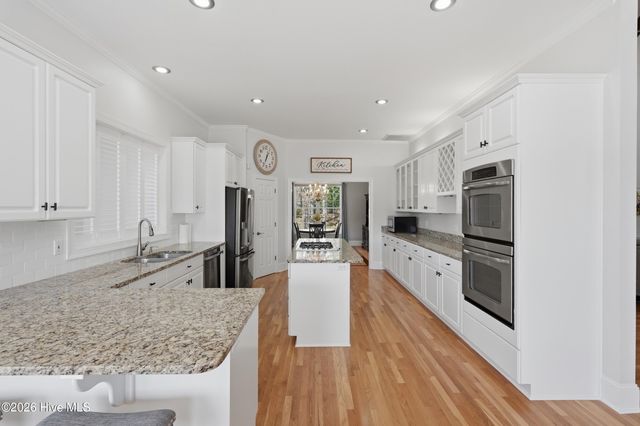 606 Ravenswood Road, Hampstead, NC 28443