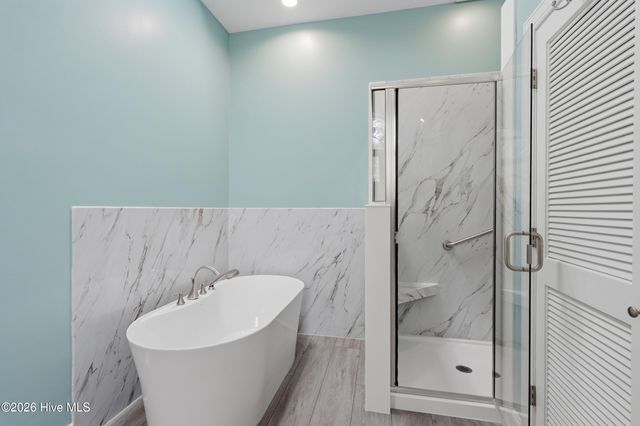 606 Ravenswood Road, Hampstead, NC 28443