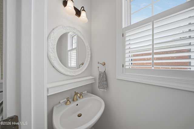 606 Ravenswood Road, Hampstead, NC 28443