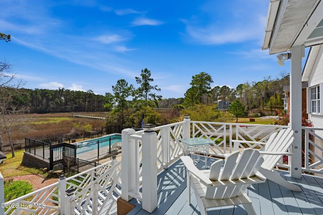 606 Ravenswood Road, Hampstead, NC 28443