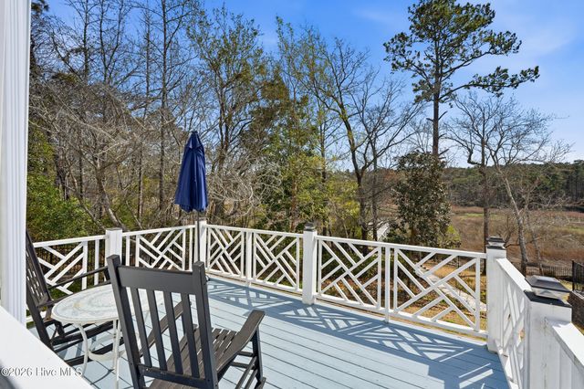 606 Ravenswood Road, Hampstead, NC 28443