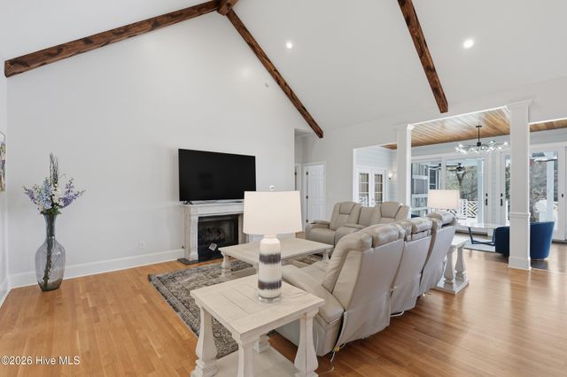 606 Ravenswood Road, Hampstead, NC 28443